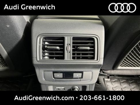 Used 2023 Audi Q5 2.0T Premium Plus w/ Premium Plus Package AWD/4WD image 16