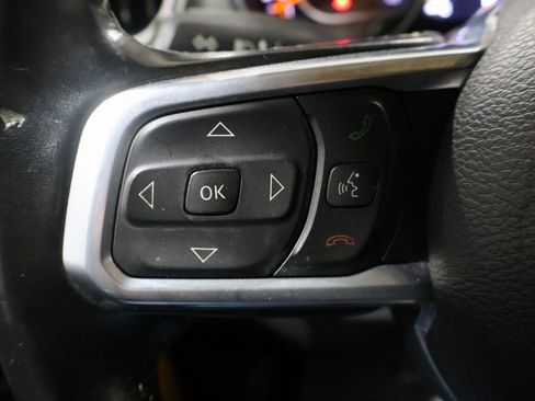 Used 2021 Jeep Wrangler Unlimited Sahara image 39