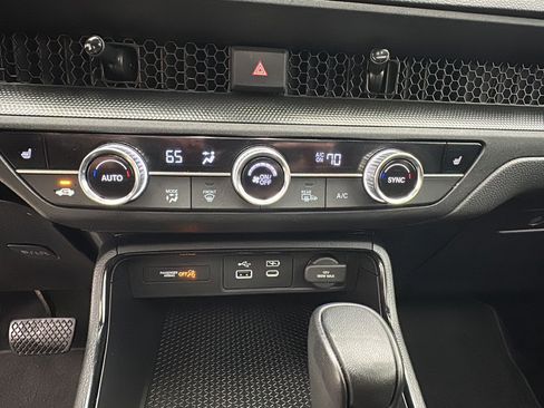 Used 2025 Honda CR-V Sport image 19