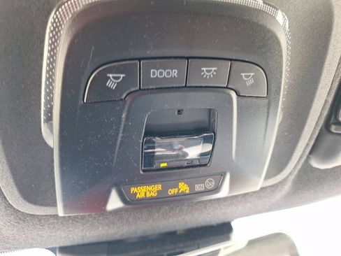 Used 2025 Toyota Corolla SE FWD image 28