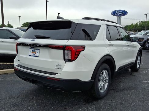 New 2026 Ford Explorer Active AWD/4WD image 4