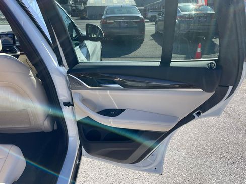 Used 2019 BMW X3 xDrive30i w/ Premium Package image 24