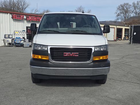 Used 2024 GMC Savana 2500 RWD 2500 135 w/ Driver Convenience Package image 7