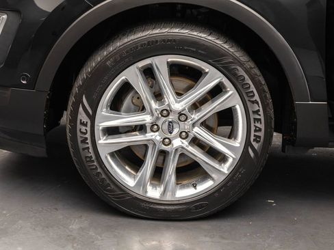 Used 2017 Ford Explorer Limited w/ Equipment Group 301A image 40