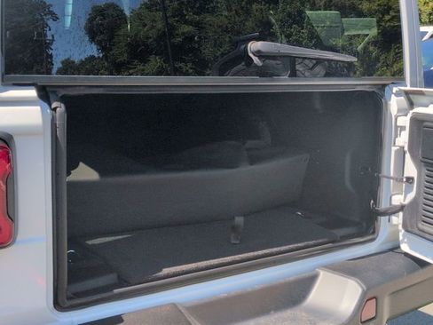 New 2025 Jeep Wrangler Unlimited Rubicon 392 image 23