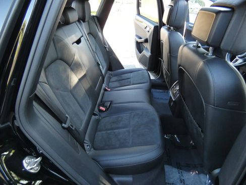 Used 2018 Porsche Macan Sport Edition image 39