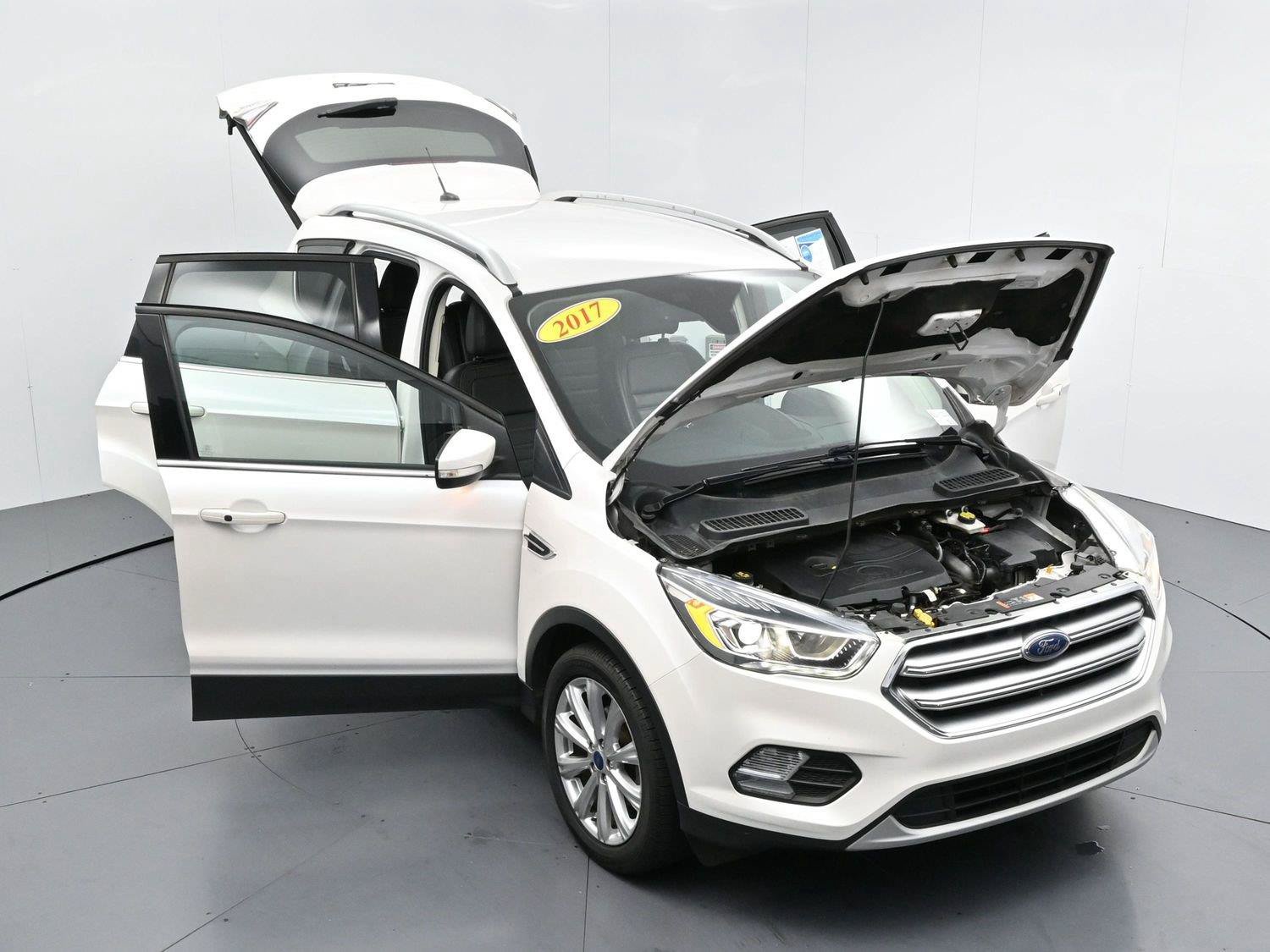 Used 2017 Ford Escape Titanium FWD image 46