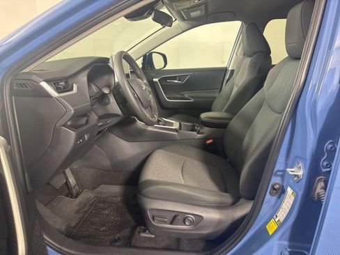 Used 2023 Toyota RAV4 AWD Hybrid image 11