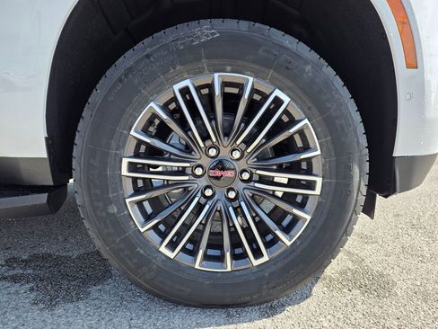 New 2026 GMC Yukon XL Elevation image 31