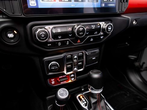 Used 2023 Jeep Gladiator Rubicon w/ Trailer Tow Package image 51