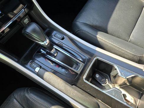 Used 2016 Honda Accord EX-L image 16