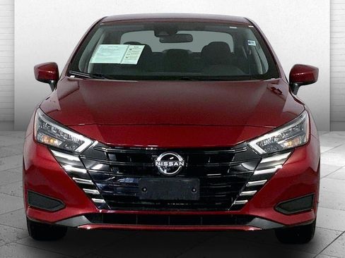 Used 2025 Nissan Versa SV w/ Trunk Package FWD image 2