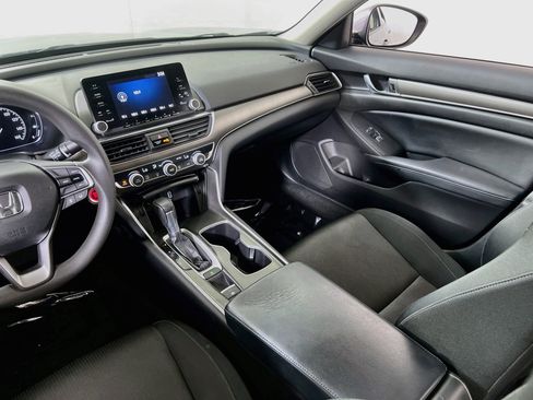 Used 2018 Honda Accord LX image 21