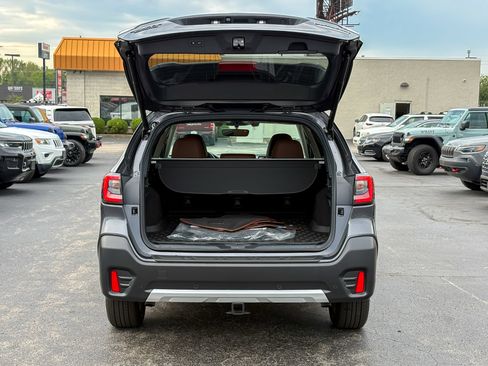 Used 2020 Subaru Outback Touring XT AWD/4WD image 33