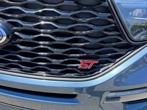 Used 2020 Ford Explorer ST w/ Premium Technology Package AWD/4WD image 9