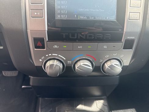 Used 2017 Toyota Tundra SR image 20