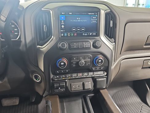 Certified 2022 Chevrolet Silverado 1500 LTZ w/ LTZ Premium Package AWD/4WD image 26