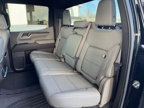 Used 2023 GMC Sierra 1500 SLT w/ SLT Premium Package image 23