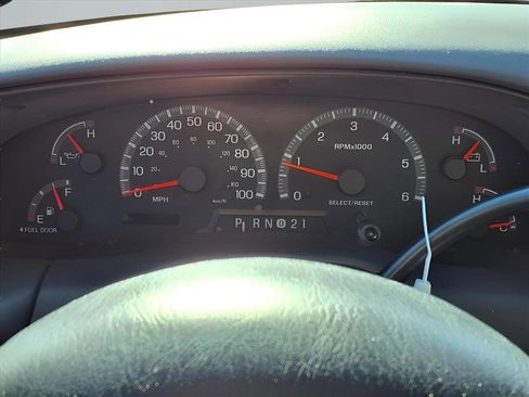 Used 1999 Ford F150 2WD SuperCab image 6
