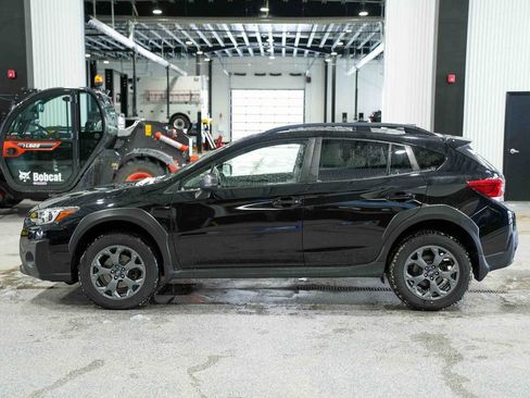 Used 2022 Subaru Crosstrek 2.5i Sport w/ Moonroof Package image 8