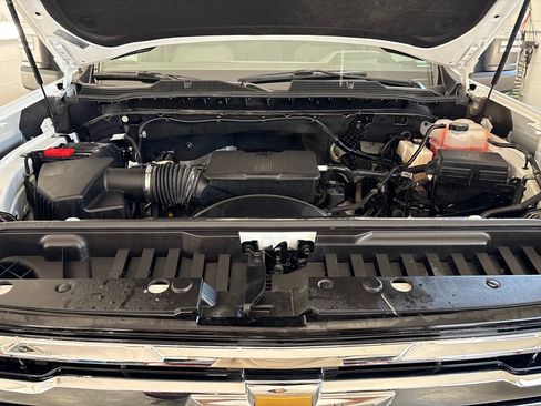 Used 2025 Chevrolet Silverado 2500 LTZ w/ LTZ Convenience Package AWD/4WD image 32