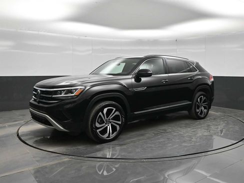 Used 2021 Volkswagen Atlas Cross Sport SEL Premium AWD/4WD image 4