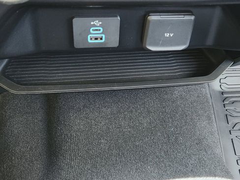 Used 2025 Ford F250 XL w/ STX Appearance Package image 16