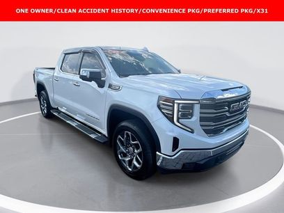 Certified 2022 GMC Sierra 1500 SLT w/ SLT Convenience Package