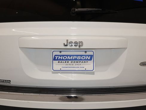 Used 2016 Jeep Patriot High Altitude image 22