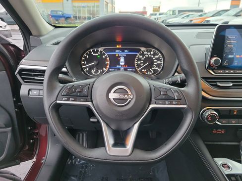 Certified 2023 Nissan Altima 2.5 SV image 21