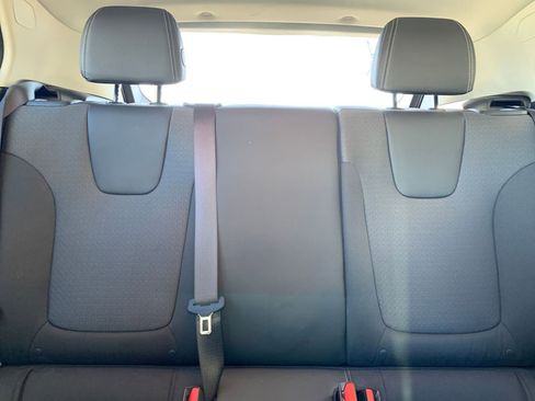 Used 2025 Buick Encore GX Preferred image 36