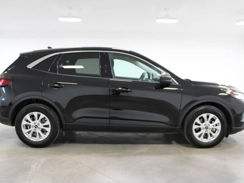 Used 2023 Ford Escape Active image 11