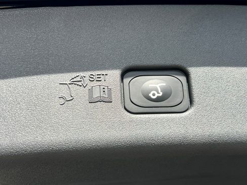 New 2026 Lincoln Nautilus Premier w/ Equipment Group 102A image 13