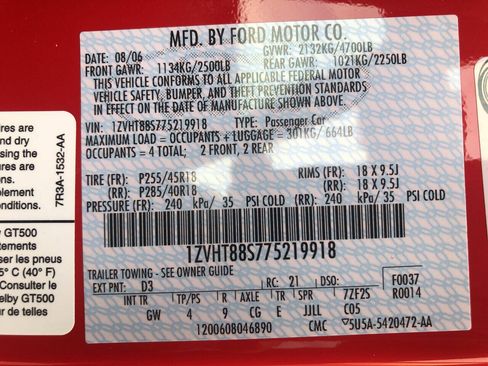 Used 2007 Ford Mustang Shelby GT500 RWD image 40