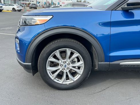 Used 2023 Ford Explorer Limited image 5