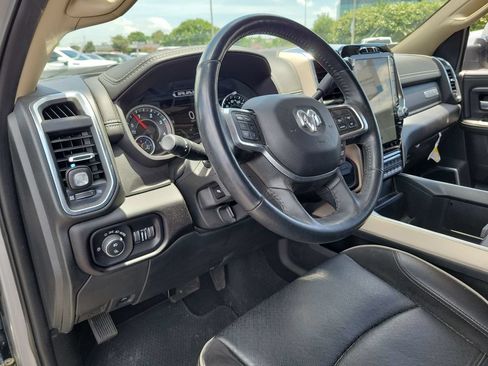 Used 2022 RAM 2500 Laramie AWD/4WD image 2