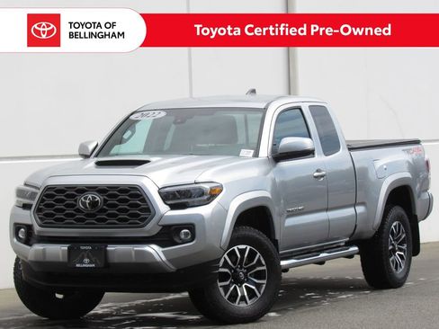 Used 2022 Toyota Tacoma TRD Sport w/ TRD Premium Sport Package AWD/4WD image 1