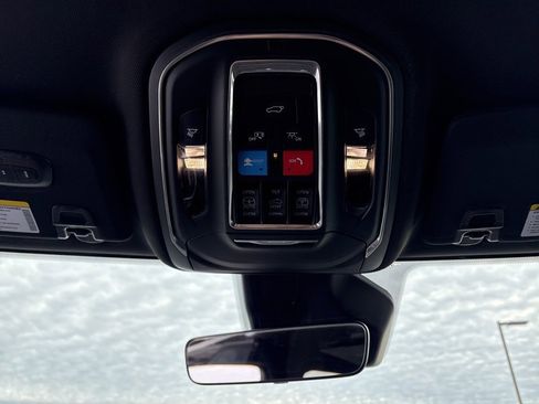 New 2025 Jeep Grand Cherokee L Limited w/ Trailer Tow Package image 38