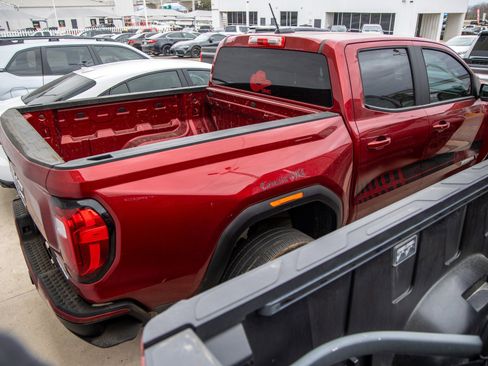 Used 2024 GMC Canyon Elevation w/ Trailering Package image 7