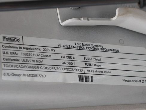 Used 2021 Ford F350 Lariat w/ Lariat Ultimate Package AWD/4WD image 16