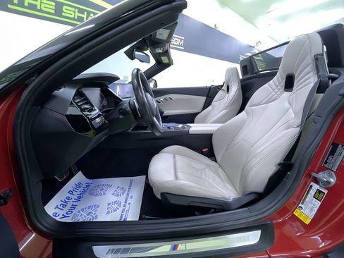 Used 2019 BMW Z4 sDrive30i w/ M Sport Package image 18