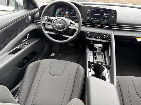 New 2026 Hyundai Elantra Blue image 22