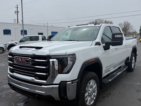 Used 2024 GMC Sierra 3500 SLE w/ SLE Convenience Package AWD/4WD image 1