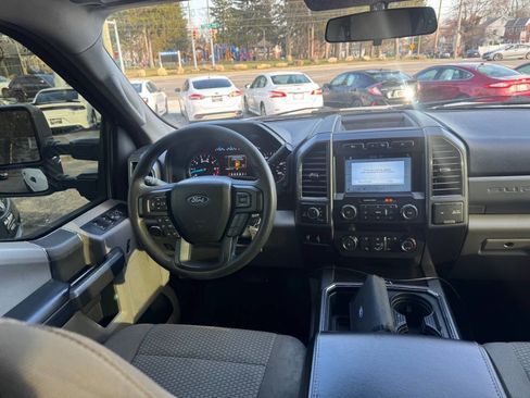 Used 2019 Ford F250 XLT w/ XLT Value Package image 12