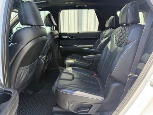Used 2022 Hyundai Palisade Calligraphy w/ Cargo Package FWD image 6