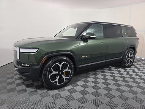 Used 2024 Rivian R1S Adventure AWD/4WD image 1