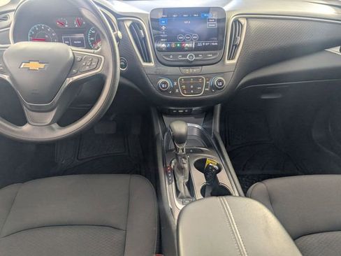 Used 2023 Chevrolet Malibu LT image 25