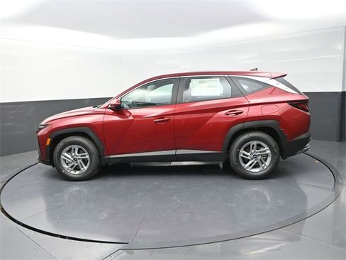 New 2026 Hyundai Tucson SE image 5