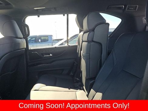 Used 2025 Lexus LX 600 4WD w/ Luxury Package image 9