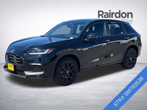 Used 2025 Honda HR-V Sport image 3